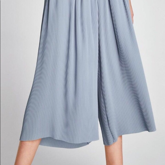 ZARA Pleated Culottes Trousers Cropped Pants - Picture 4 of 16